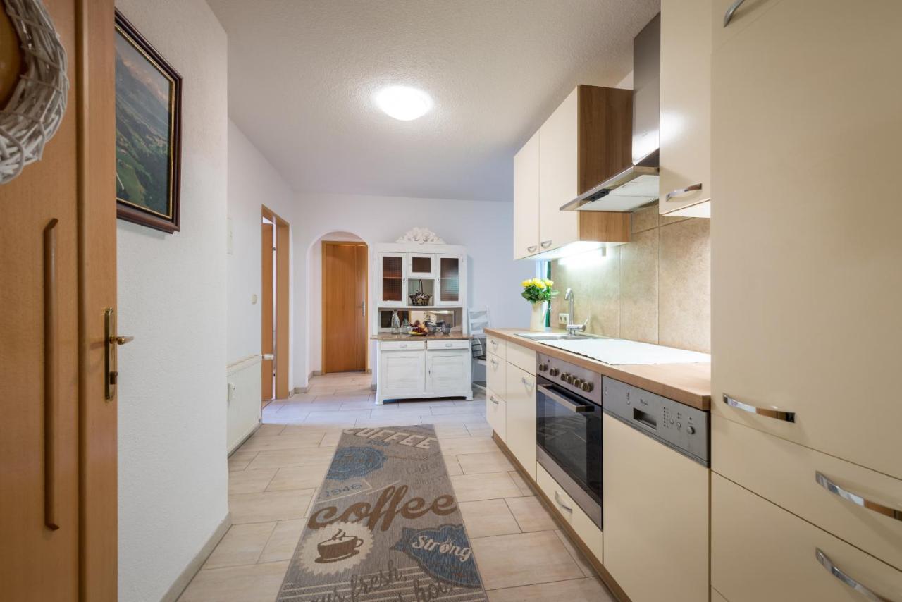 Ninas Residenzerl Apartamento Kolsassberg Exterior foto