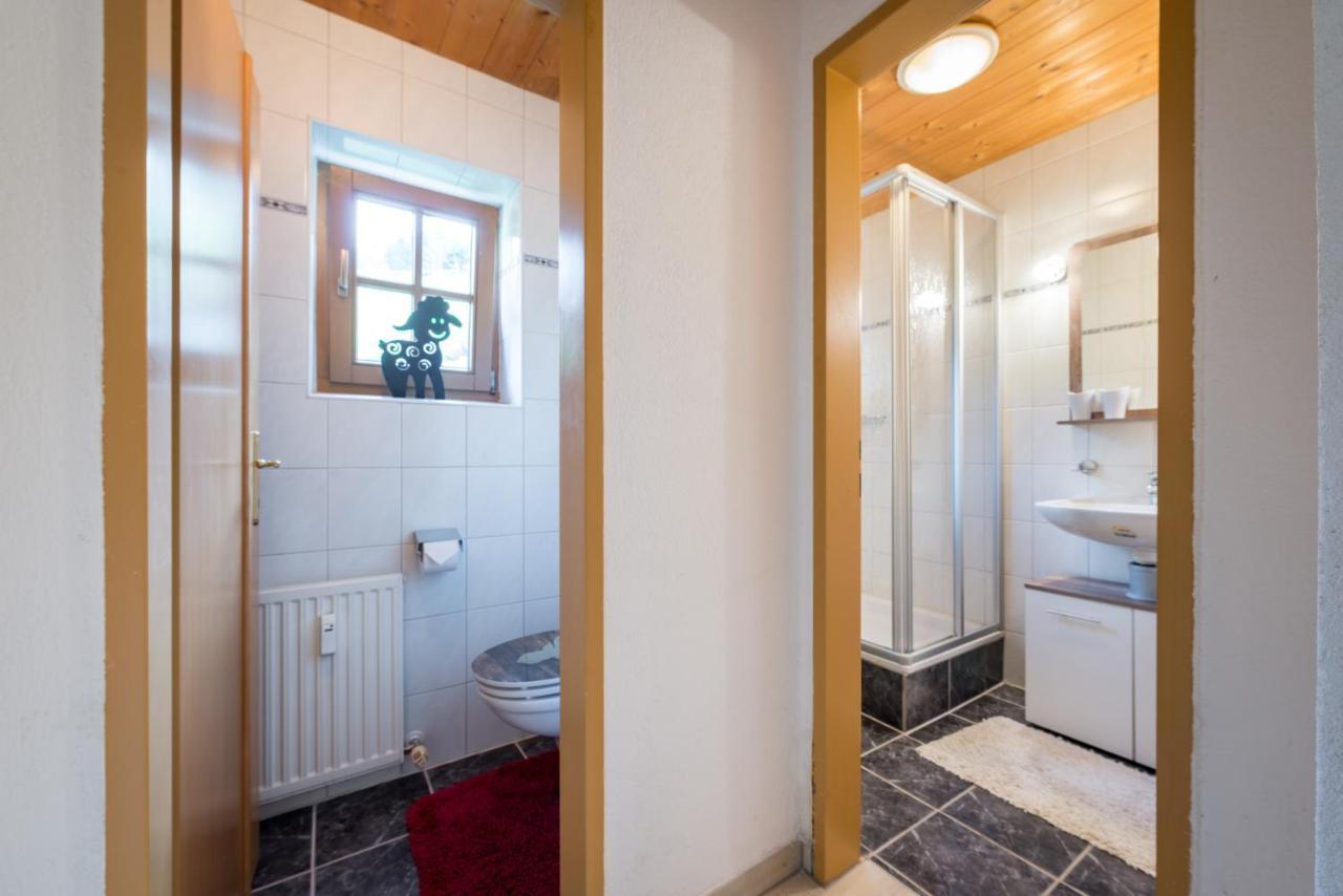 Ninas Residenzerl Apartamento Kolsassberg Exterior foto